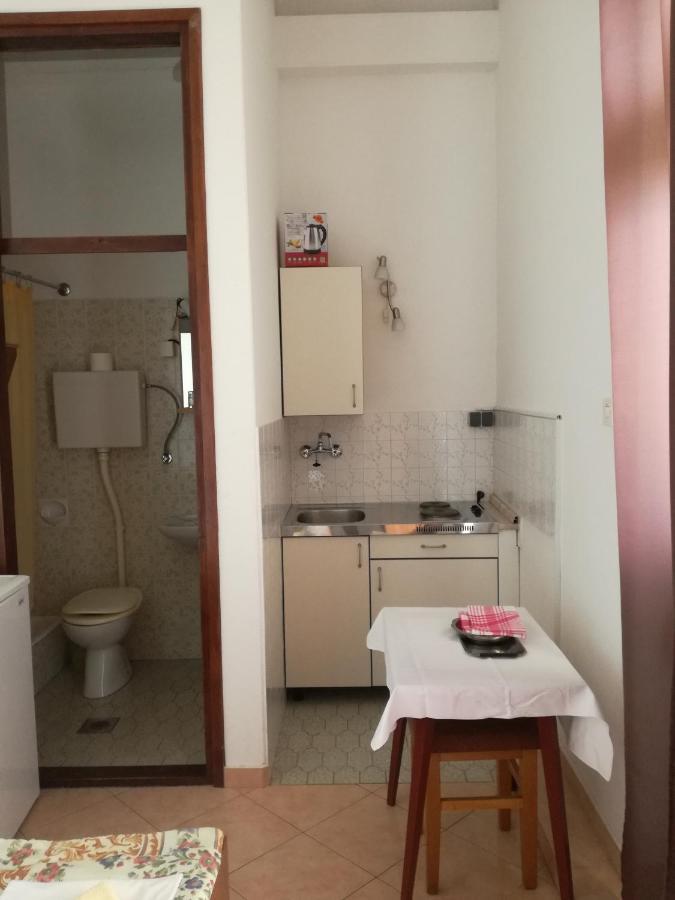 Apartmani Ana Novi V. - Studio Novi Vinodolski Exteriör bild