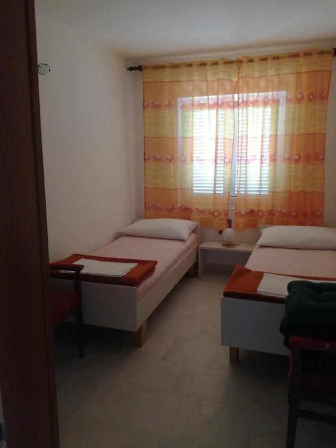 Apartmani Ana Novi V. - Studio Novi Vinodolski Exteriör bild