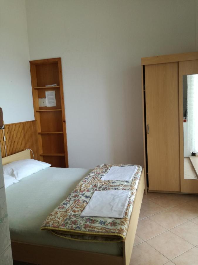 Apartmani Ana Novi V. - Studio Novi Vinodolski Exteriör bild