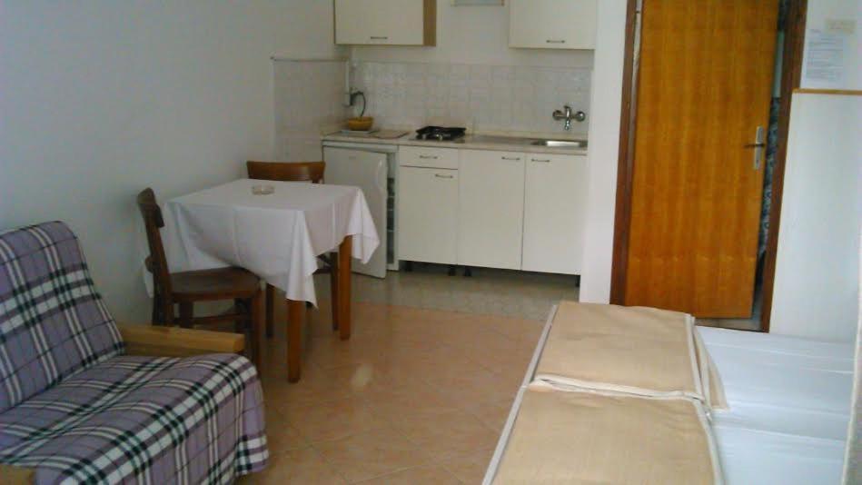 Apartmani Ana Novi V. - Studio Novi Vinodolski Exteriör bild